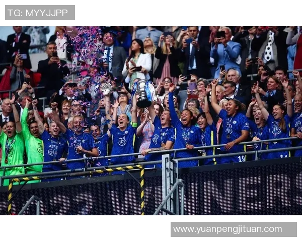 切尔西在足总杯中大胜本菲卡乌龙球成比赛转折点引发热烈讨论