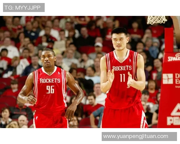 詹姆斯与姚明巅峰对决的传奇时刻与篮球历史的交汇点