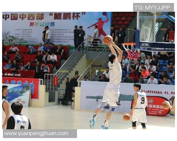 重庆篮球队的耐力之道:从训练到比赛的全方位解析与展望 重庆篮球队的耐力之道:从训练到比赛的全方位解析与展望