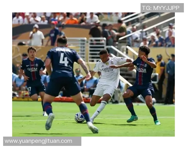 友谊赛巴黎圣日耳曼与皇马战平点球大战引发争议与激情 友谊赛巴黎圣日耳曼与皇马战平点球大战引发争议与激情