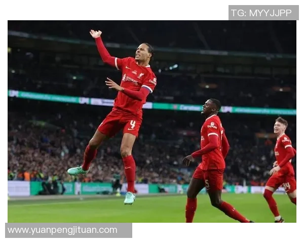 英超激战利物浦险胜那不勒斯帽子戏法引爆全场精彩瞬间回顾