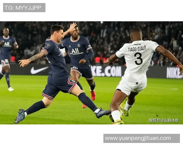 英超精彩对决那不勒斯大胜巴黎圣日耳曼全场沸腾瞬间回顾